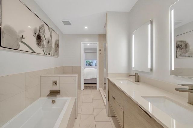 1991 NE 15th Avenue, Fort Lauderdale, FL 33305