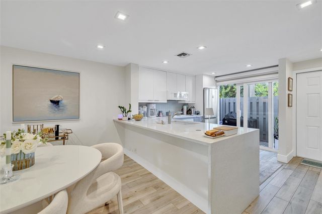 1991 NE 15th Avenue, Fort Lauderdale, FL 33305