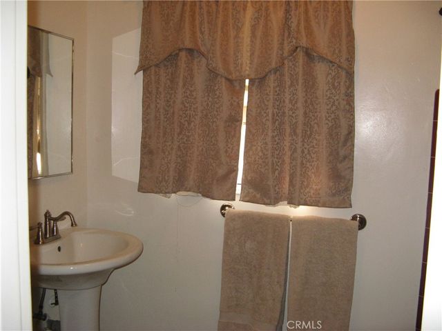 8556 Kempster, Fontana, CA 92335