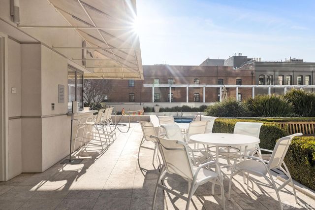 229 Brannan Street 16E, San Francisco, CA 94107