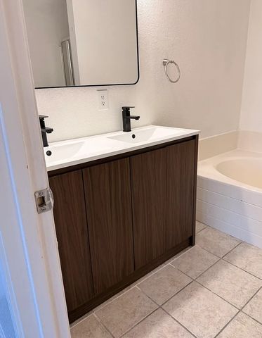 901 Mill Branch Drive, Garland, TX 75040