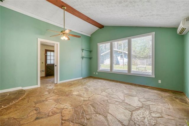 2754 Esquire Way, Tucker, GA 30084