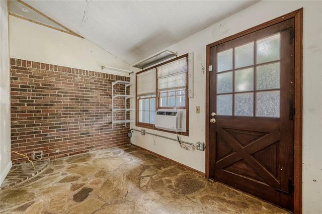 2754 Esquire Way, Tucker, GA 30084