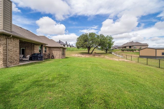 409 Oak Meadow Lane, Weatherford, TX 76085