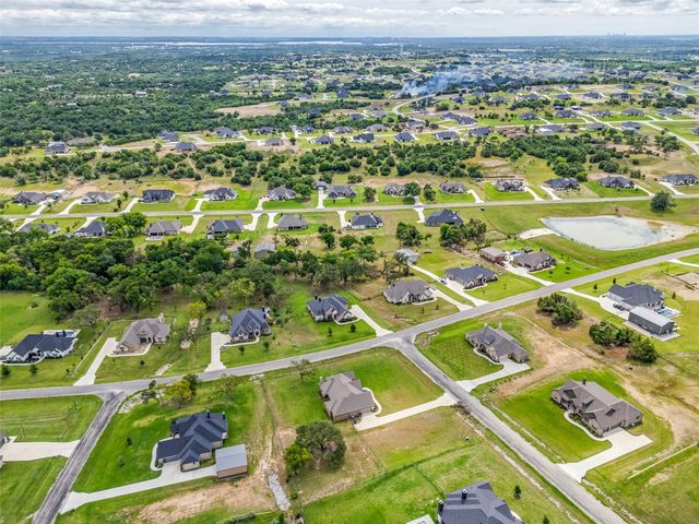 409 Oak Meadow Lane, Weatherford, TX 76085