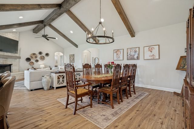 409 Oak Meadow Lane, Weatherford, TX 76085