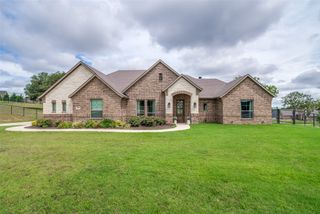 409 Oak Meadow Lane, Weatherford, TX 76085