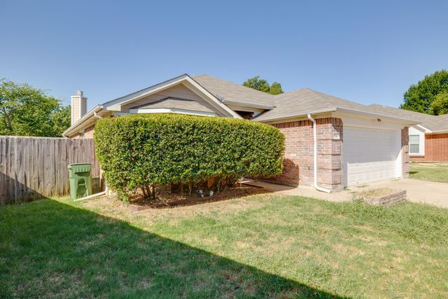 504 Ammonite Court, Arlington, TX 76002