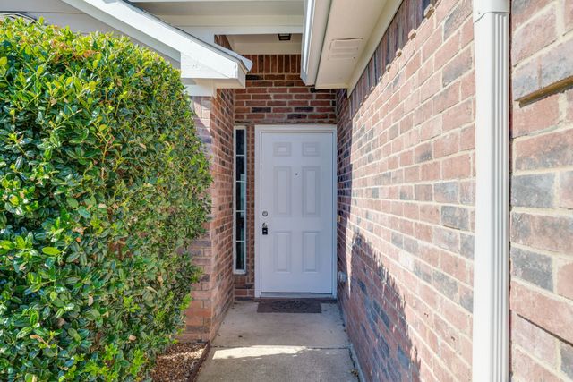 504 Ammonite Court, Arlington, TX 76002