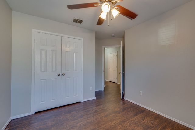 504 Ammonite Court, Arlington, TX 76002