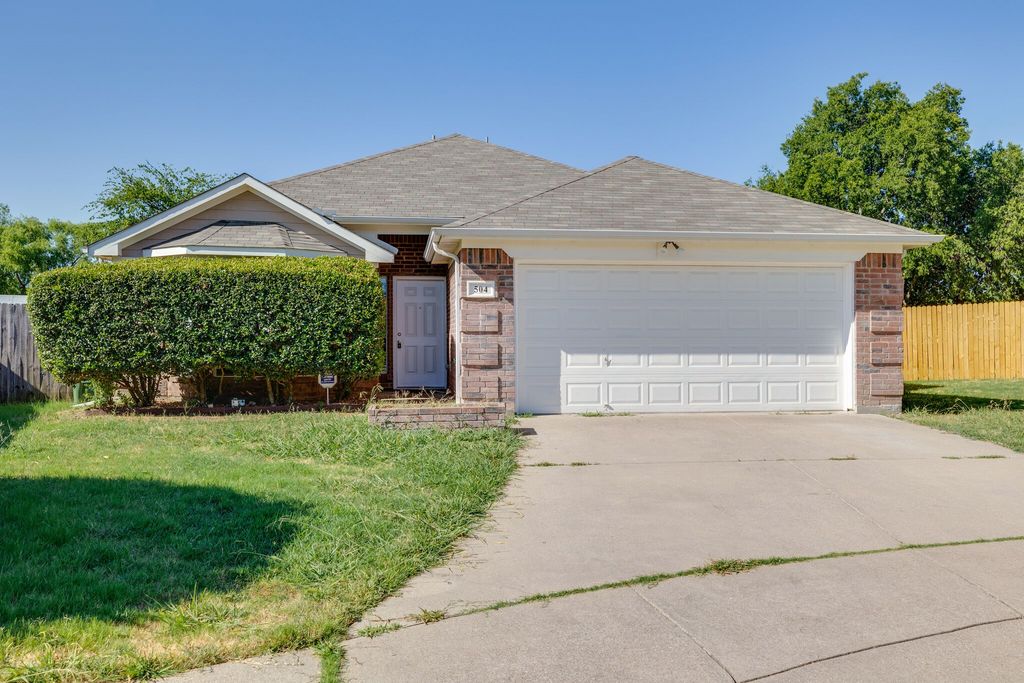 504 Ammonite Court, Arlington, TX 76002