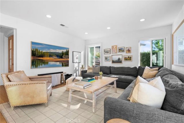 25176 Bentwood, Laguna Niguel, CA 92677