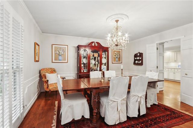 6905 Overhill Road, Mission Hills, KS 66208