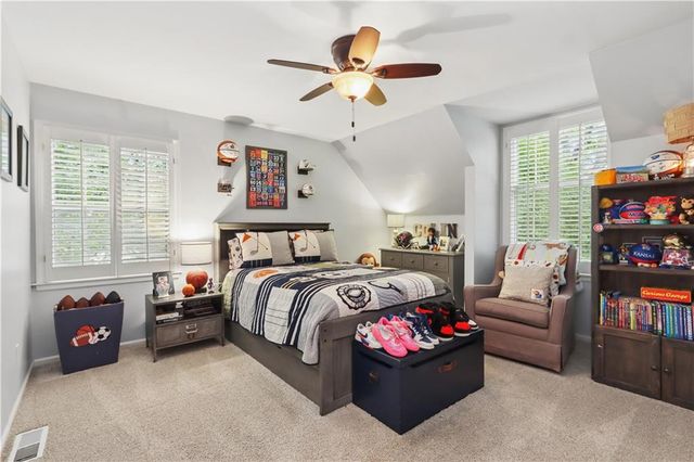 6905 Overhill Road, Mission Hills, KS 66208