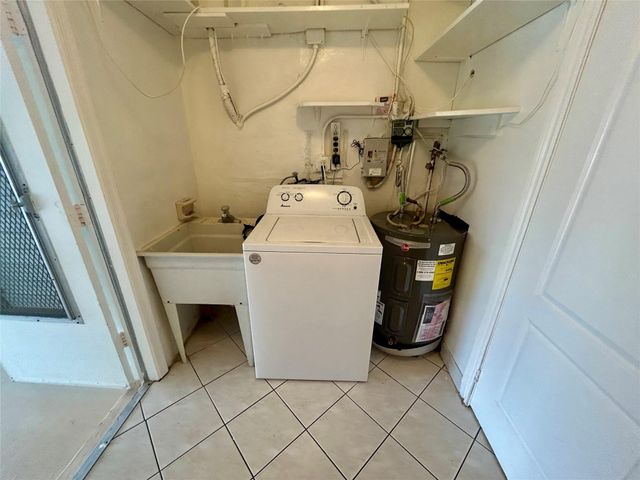 6730 NW 9th Street, Margate, FL 33063