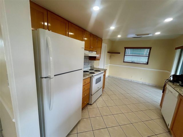 6730 NW 9th Street, Margate, FL 33063