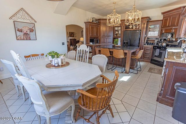 2953 Rowan Drive, Seneca, MO 64865