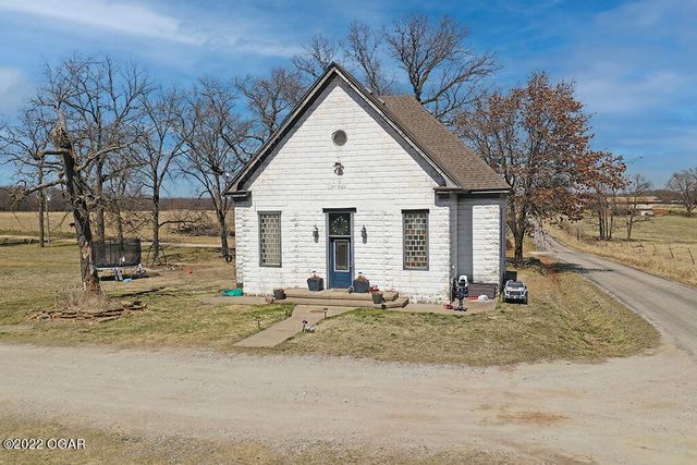 2953 Rowan Drive, Seneca, MO 64865