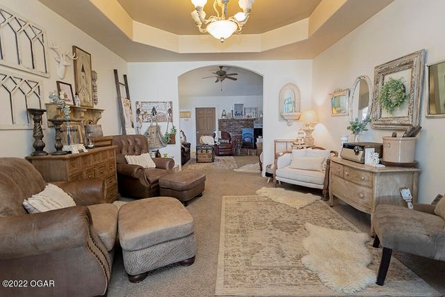 2953 Rowan Drive, Seneca, MO 64865