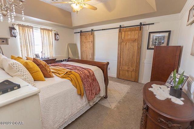 2953 Rowan Drive, Seneca, MO 64865