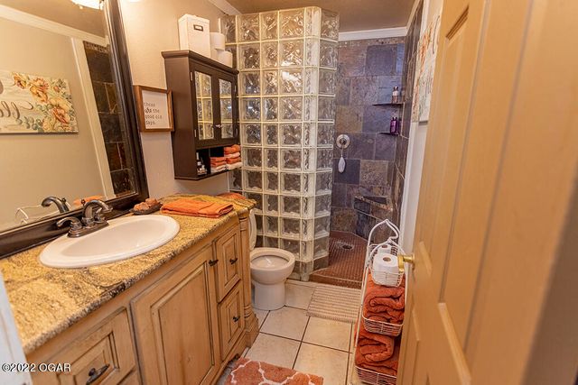 2953 Rowan Drive, Seneca, MO 64865