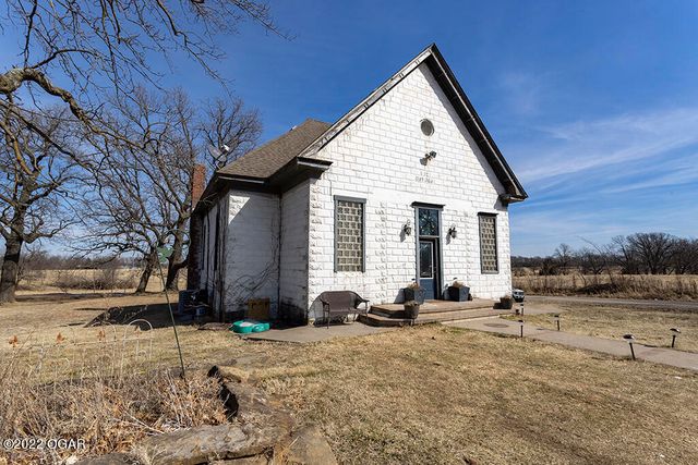 2953 Rowan Drive, Seneca, MO 64865