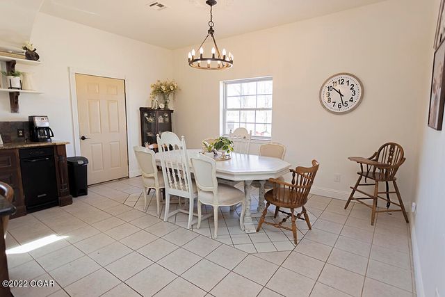 2953 Rowan Drive, Seneca, MO 64865