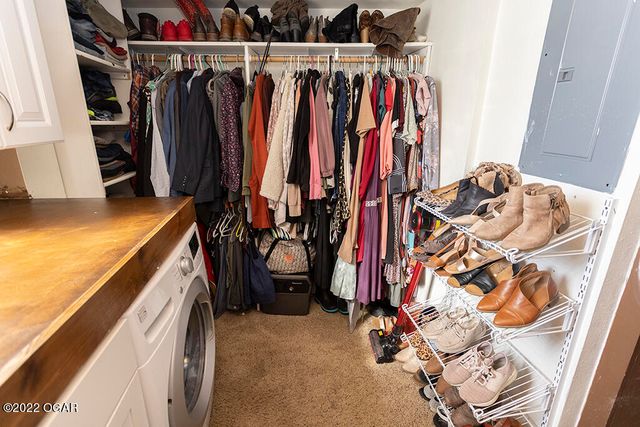 2953 Rowan Drive, Seneca, MO 64865