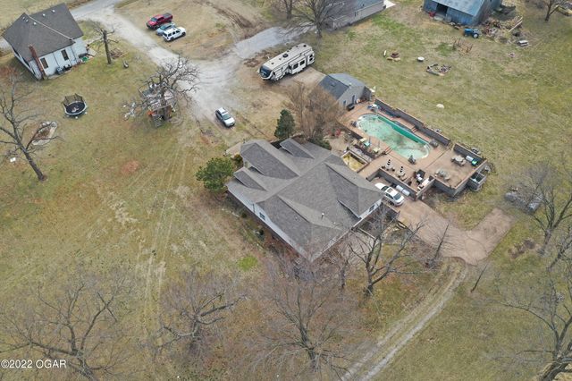 2953 Rowan Drive, Seneca, MO 64865