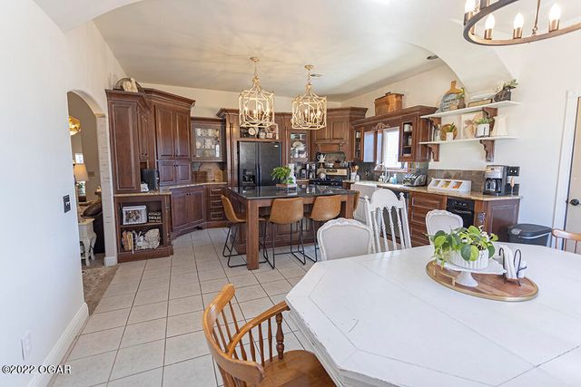 2953 Rowan Drive, Seneca, MO 64865