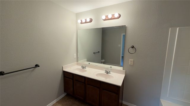 8808 Irish Bend Drive, Fort Worth, TX 76123