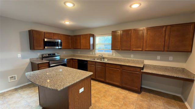 8808 Irish Bend Drive, Fort Worth, TX 76123