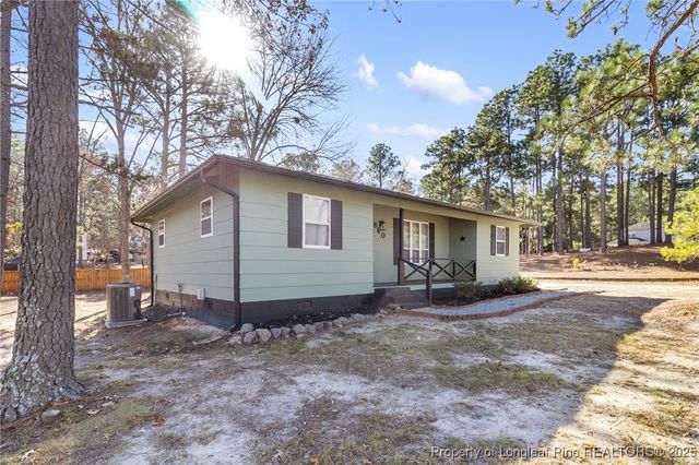 860 S Carlisle Street, Southern Pines, NC 28387