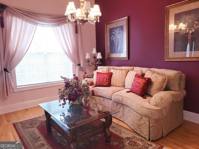 221 Langshire Drive, Mcdonough, GA 30253