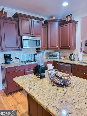 221 Langshire Drive, Mcdonough, GA 30253