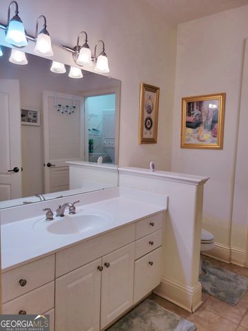 221 Langshire Drive, Mcdonough, GA 30253