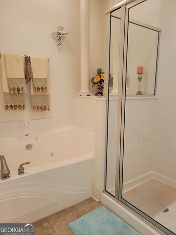 221 Langshire Drive, Mcdonough, GA 30253