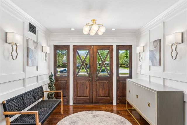 1609 Elmhurst Avenue, Nichols Hills, OK 73120