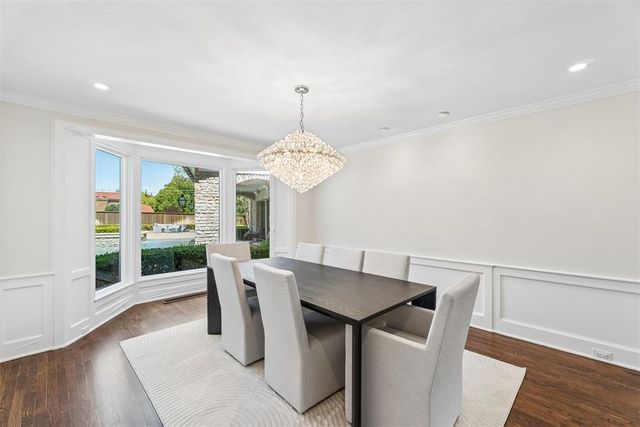 1609 Elmhurst Avenue, Nichols Hills, OK 73120