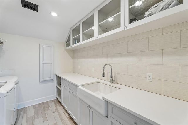 1609 Elmhurst Avenue, Nichols Hills, OK 73120