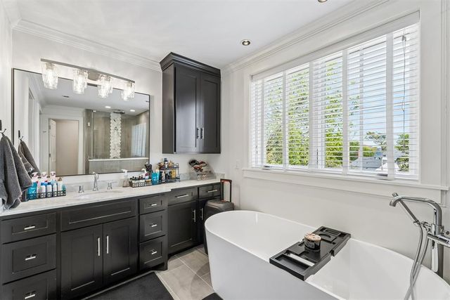 1609 Elmhurst Avenue, Nichols Hills, OK 73120