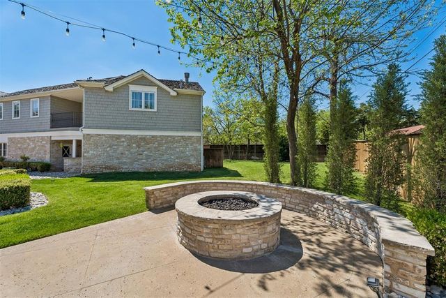 1609 Elmhurst Avenue, Nichols Hills, OK 73120