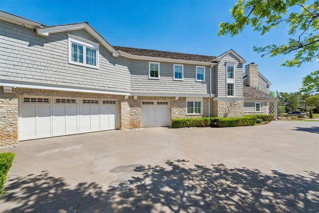 1609 Elmhurst Avenue, Nichols Hills, OK 73120