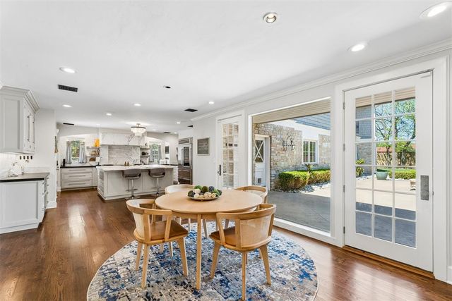 1609 Elmhurst Avenue, Nichols Hills, OK 73120