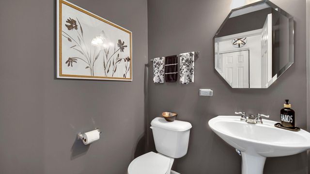 11175 Vermont Circle, Crown Point, IN 46307