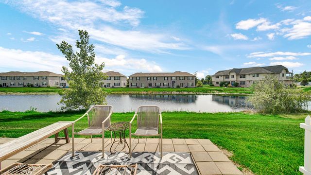 11175 Vermont Circle, Crown Point, IN 46307