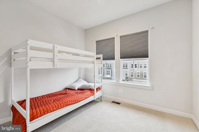 1697 BEECH LEAF ST, Dumfries, VA 22026