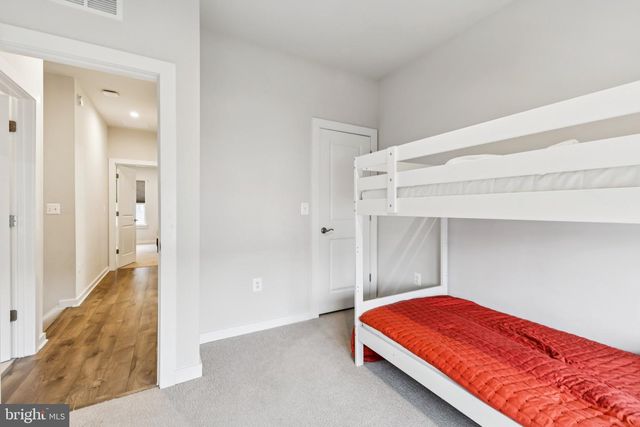 1697 BEECH LEAF ST, Dumfries, VA 22026