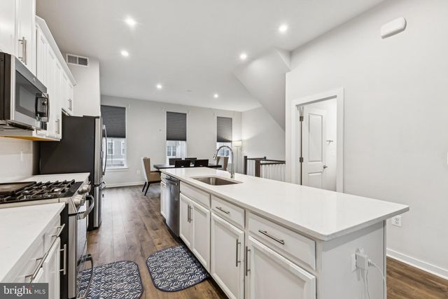 1697 BEECH LEAF ST, Dumfries, VA 22026