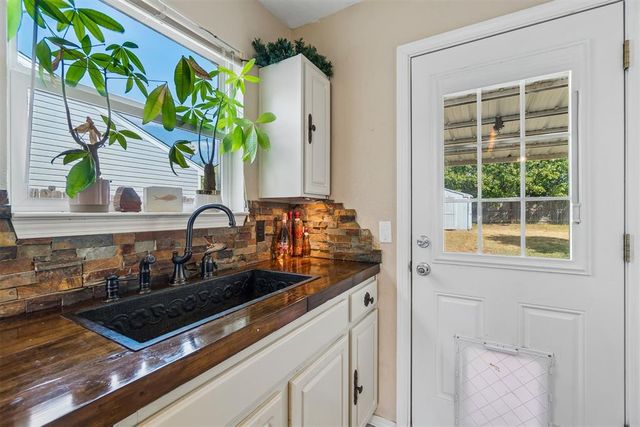 15612 Acacia Road, Oklahoma City, OK 73170